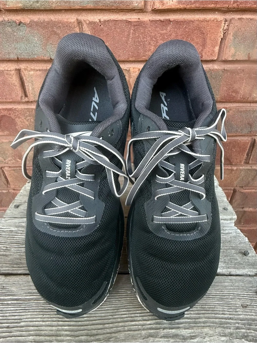 Altra Rivera 2 Womens Running Shoes Sneakers Size 7.5 Black Mesh AL0A5489060